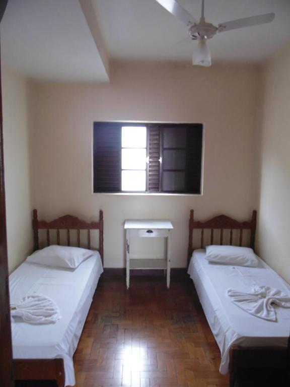  Avenida Hotel