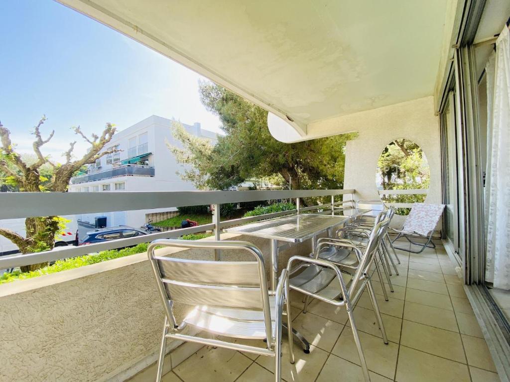 Port Vincent - Appartement deux pièces avec piscine au Ponant MAE-1094
