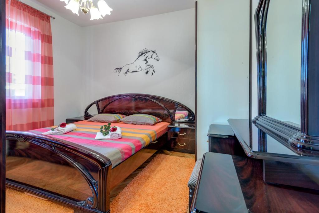 Posteľ alebo postele v izbe v ubytovaní Apartment Marinely