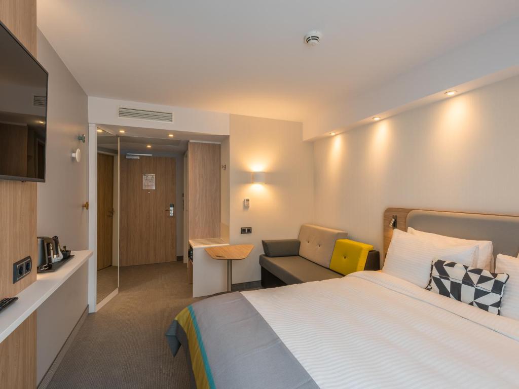 Holiday Inn Express - Wuppertal - Hauptbahnhof by IHG - Chambre Double Standard Avec Canapé-Lit