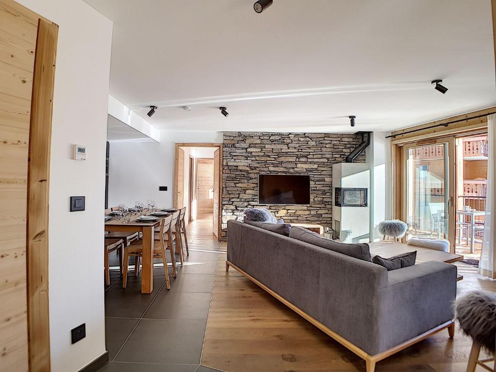 Chalet 2000 - Appartement neuf · Proche des pistes · Jacuzzi · Balcon MAE-0804