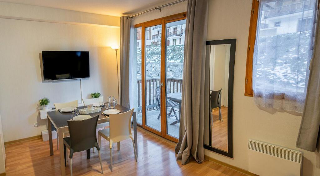 Résidence Les Terrasses Du Soleil D'or - Studio 4 personnes calme au pied des pistes MAE-6434