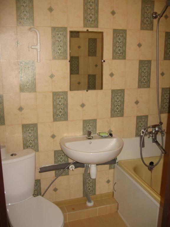 Apartment on Vasylya Chervoniya 67 - Apartamento Estándar