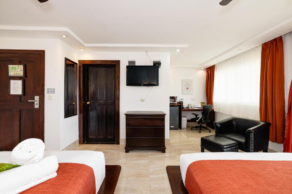 Room at Maravida Social Hotel