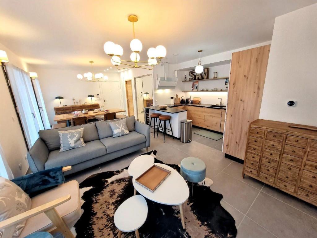 Résidence La Croisette - Très bel appartement, spacieux, lumineux, proximité immédiate centre MAE-0011