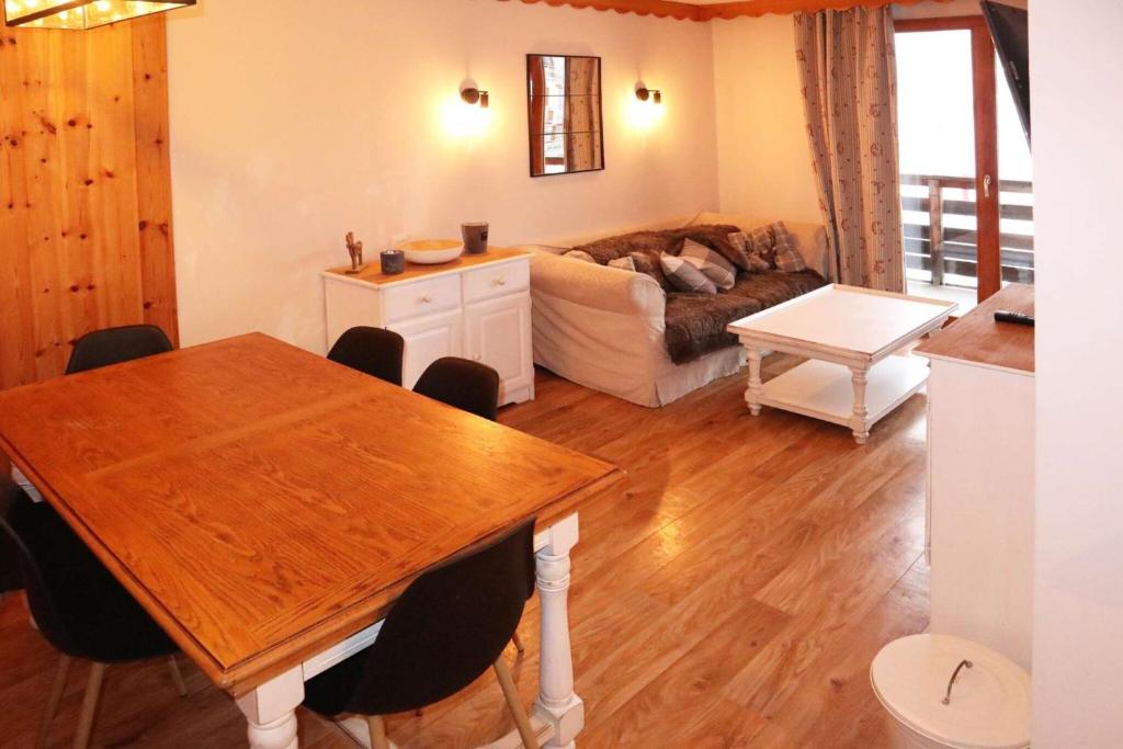Résidence L'edelweiss - Très bel appartement 3 pièces 8 personnes en duplex coeur de station MAE-5171