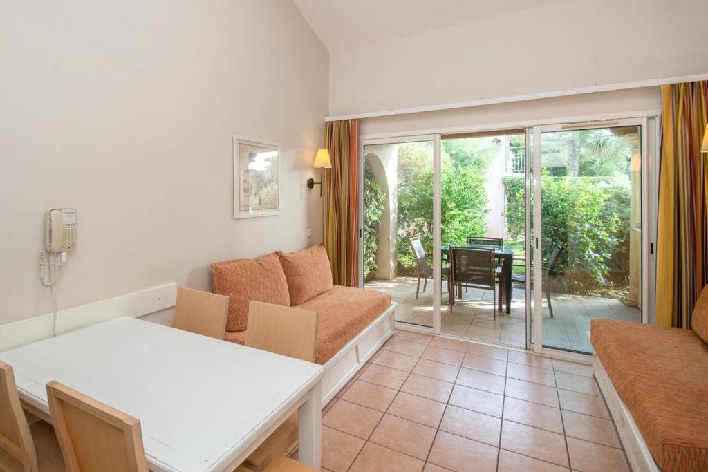 Résidence Le Hameau de la Pinède - maeva Home - Studio 5 Personnes climatisé - Sélection MAE-0844