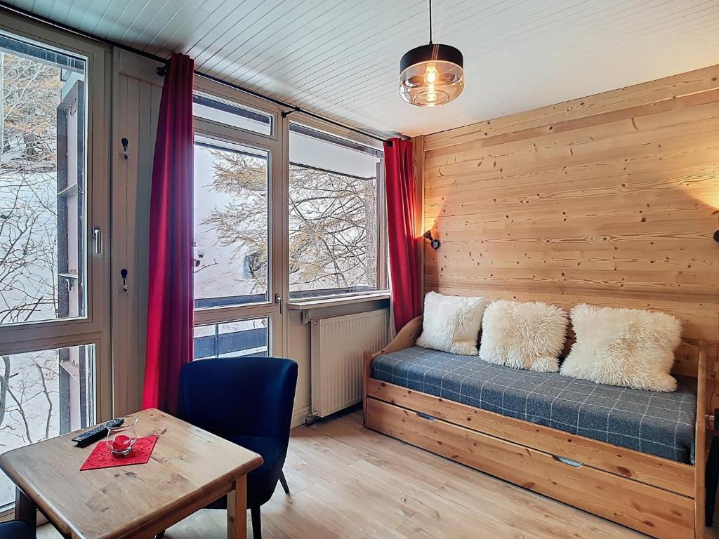 Résidence Hauts De Val - Studio cosy pour 2 · Centre station MAE-1083