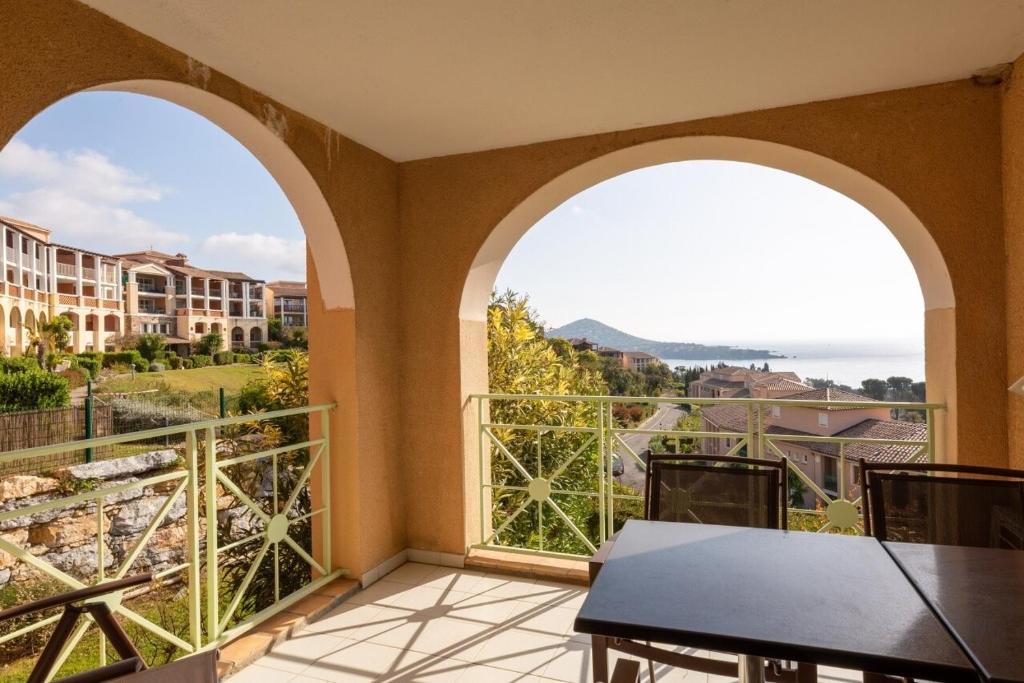 Résidence le Village de Cap Esterel - maeva Home - Appartement 2 Pièces 5 Personnes - Sélection MAE-9043
