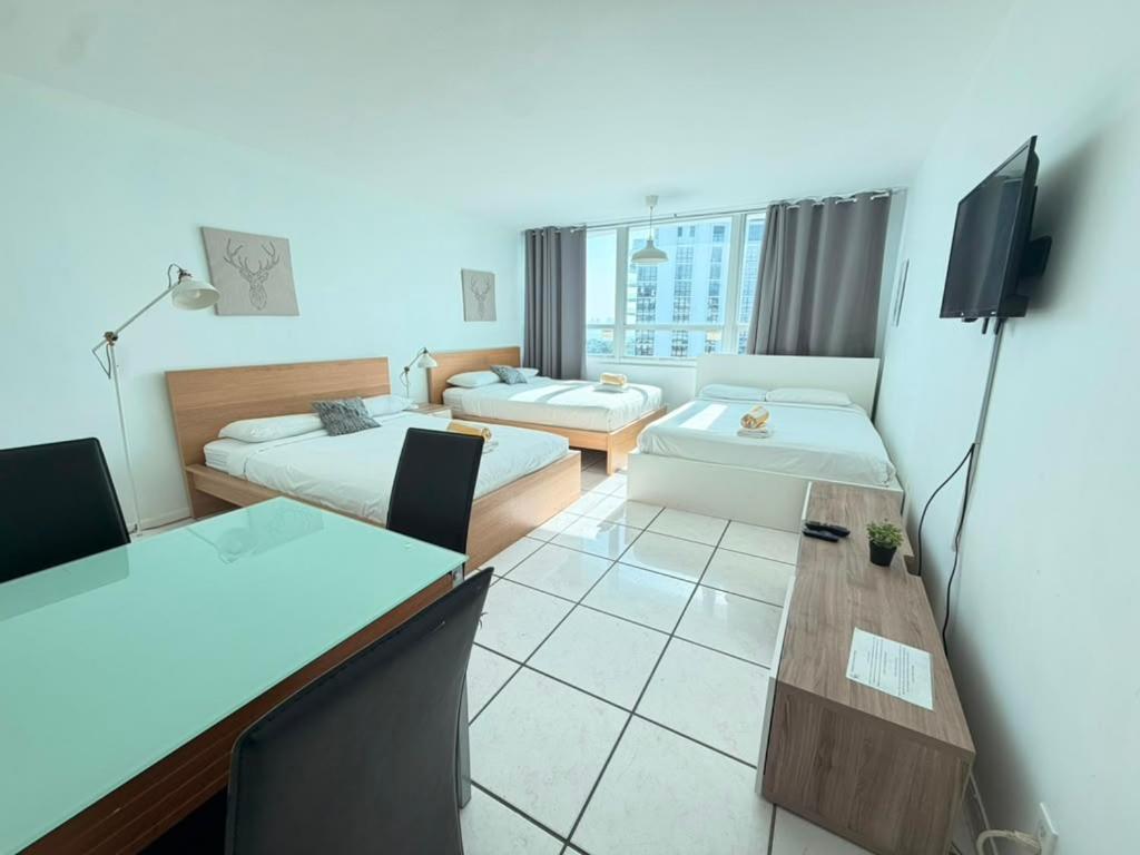 Girasole Apartments - 