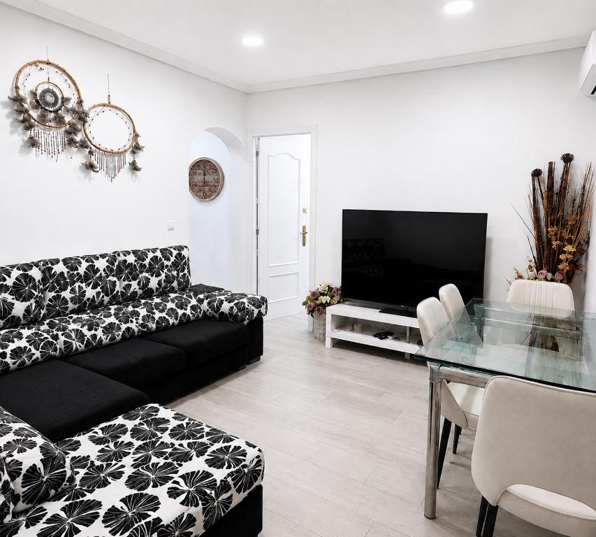 Apartamento renovado y tranquilo, 2 dormitorios bien comunicado con el centro de Madrid