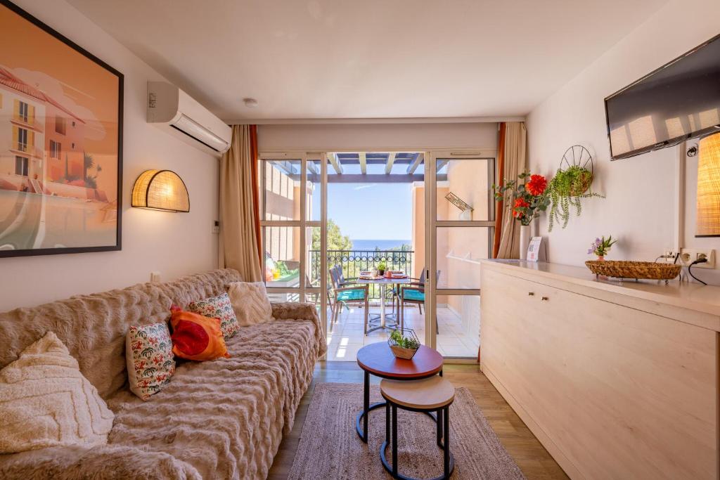 Résidence le Village de Cap Esterel - maeva Home - Appartement 5 personnes 1 chambre vue mer avec terrasse MAE-3263
