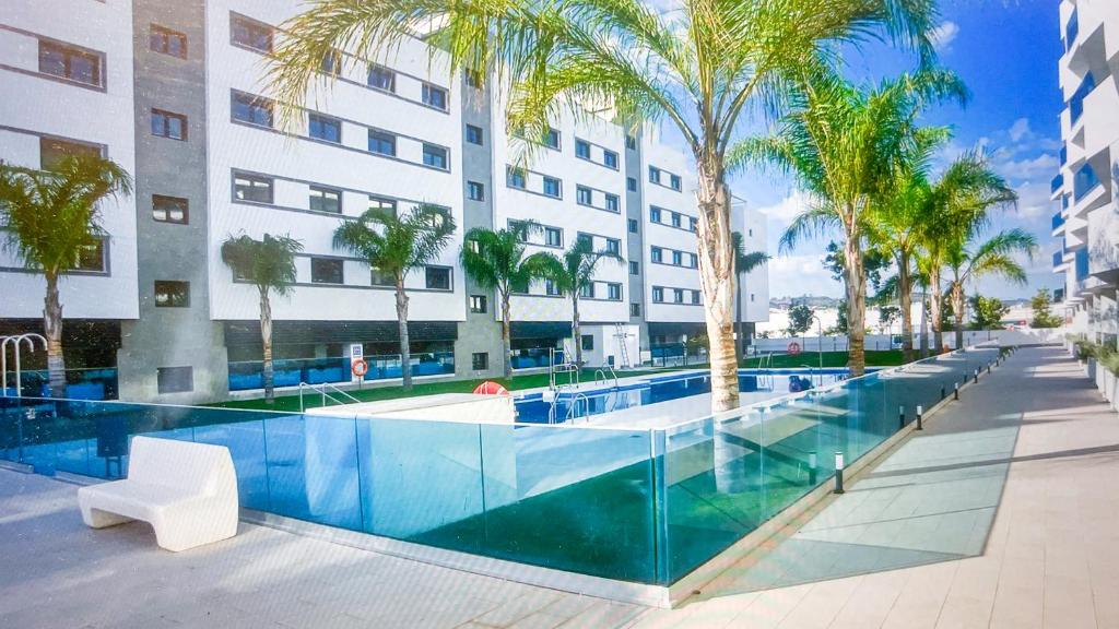 144-Modern Apartment, Pool, Gym, Sauna