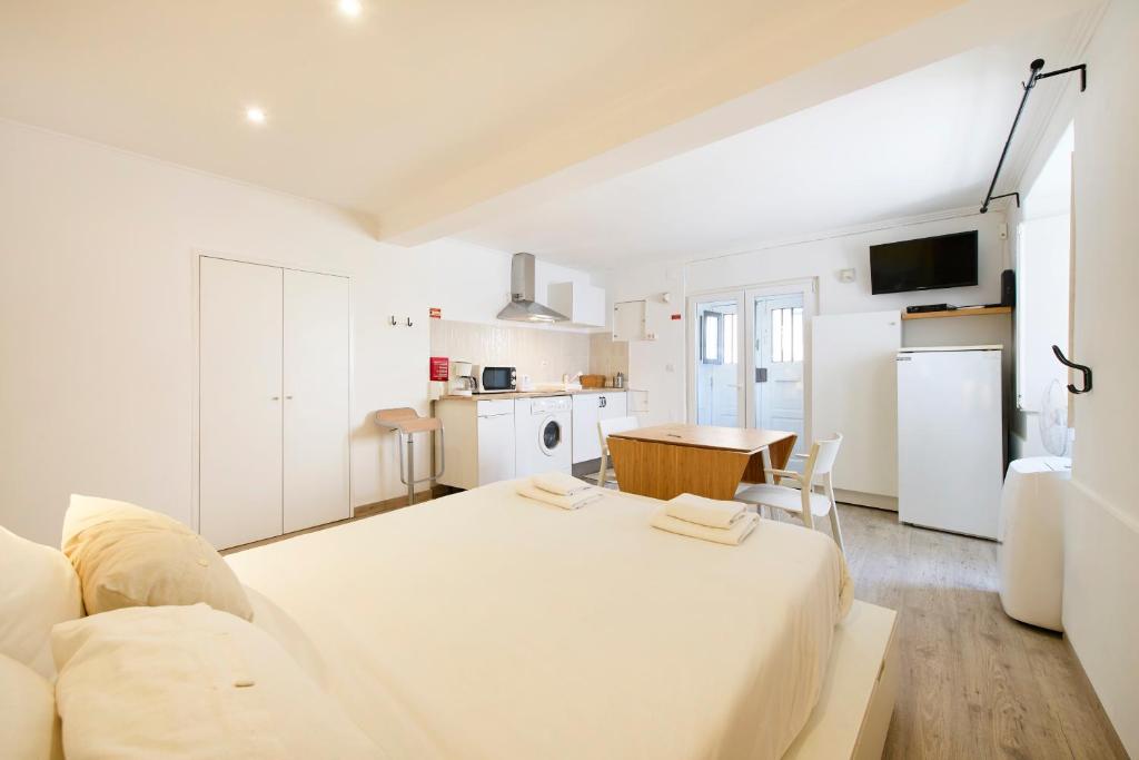 Renovated Bairro Alto Loft, Príncipe Real
