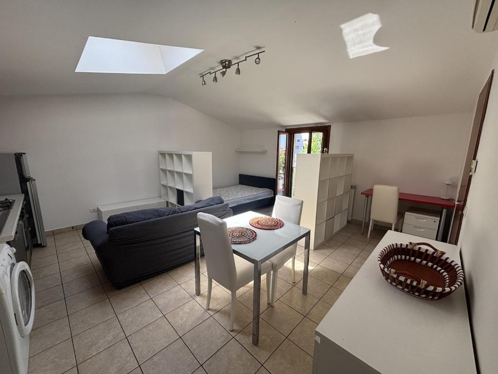 Cute studio in the Fondazione Prada area