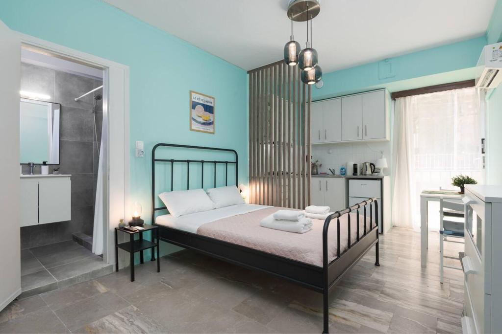 Bright Athens Studio with Balcony