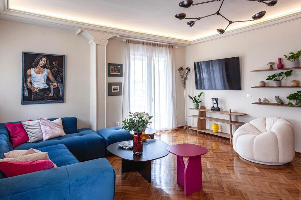 Stylish Athenian Apartment walk to Acropolis