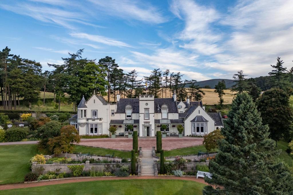Douneside House