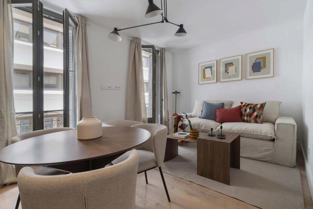 Housing Castilla by Sharing Co