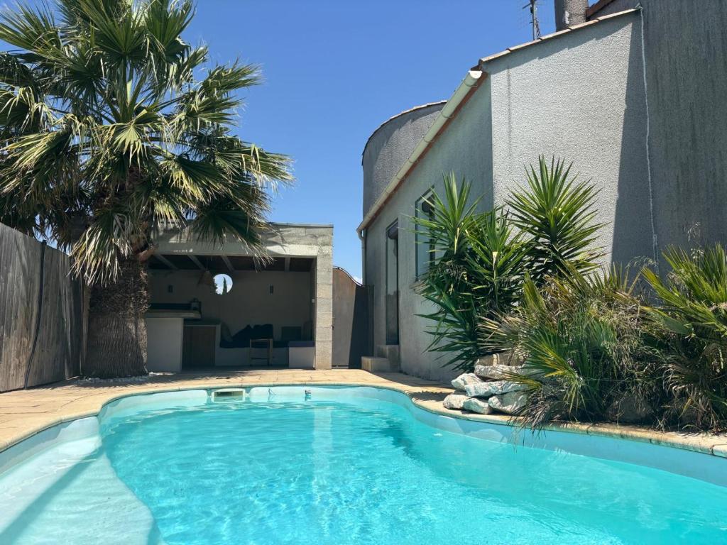 L'Échappée Belle 3 étoiles - Piscine, Jardin et Pool-house - Proche Cité