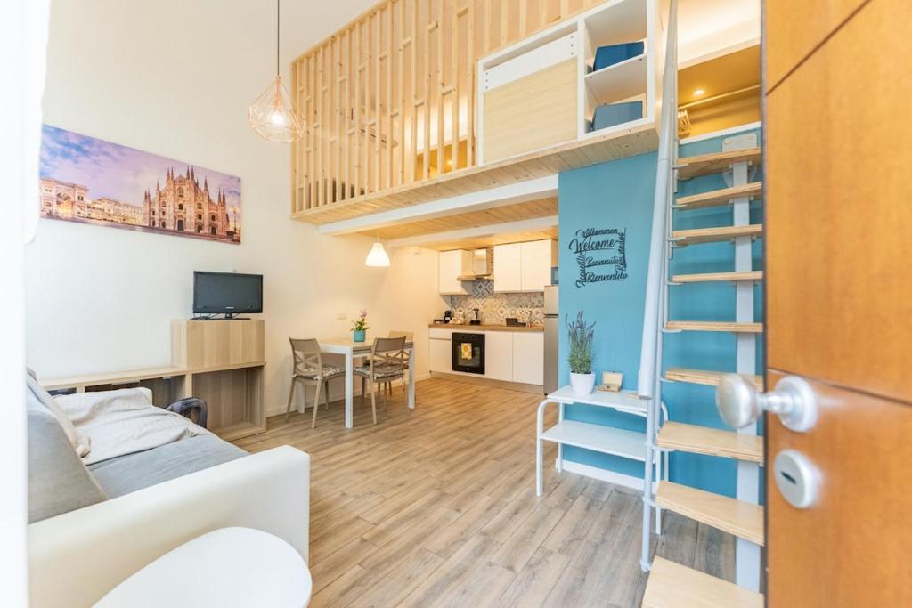 Loft with mezzanine in Baggio by Thinah