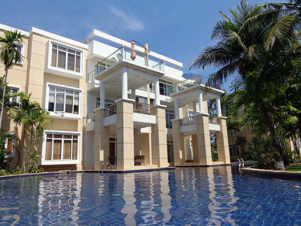 Bazén v ubytování Hua Hin Blue Lagoon nebo v jeho okolí