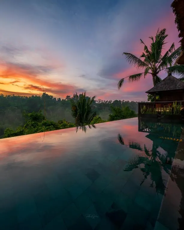 Panoramic Pool Villa