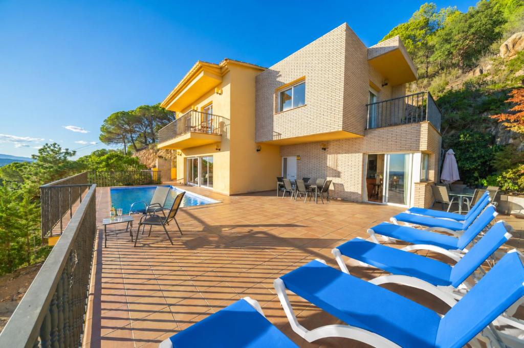 Villa Mare Nostrum,12 personen, panoramisch zeezicht