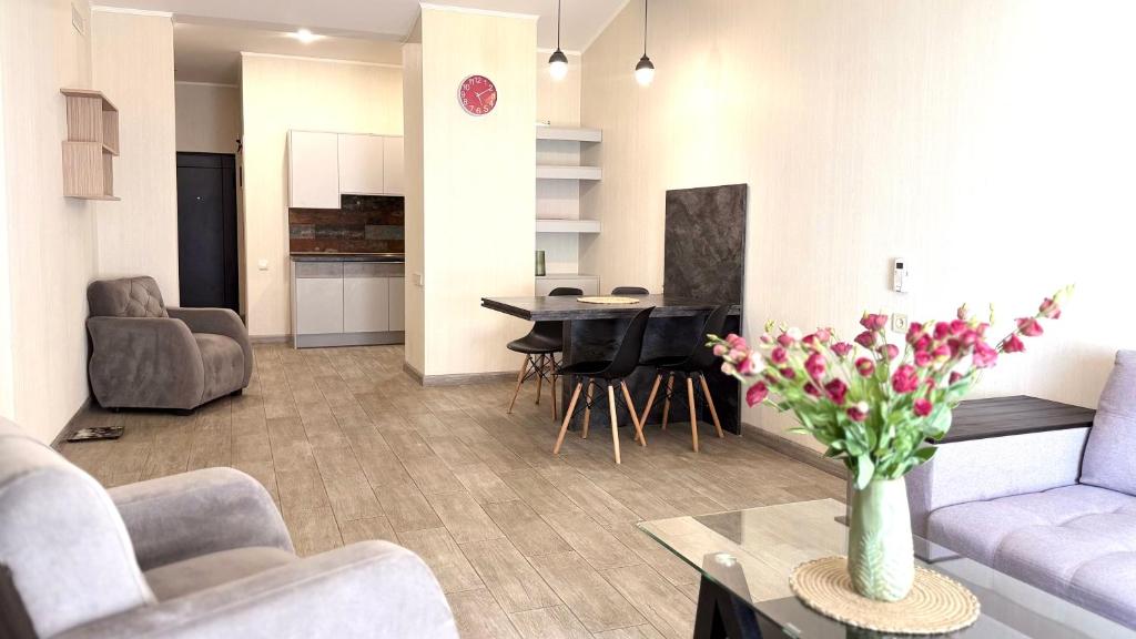 فضای داخلی 2-bedroom apartment, Seasons park, Yerevan city-centre در ایروان - تصویر ۳