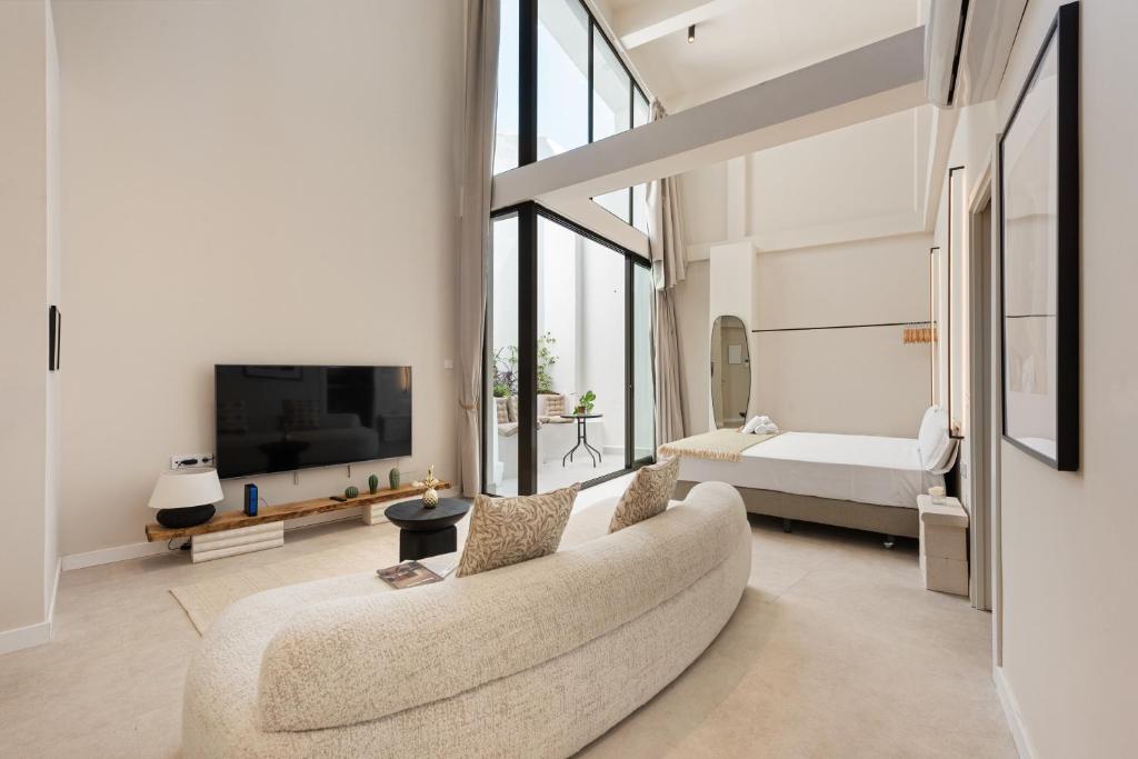 Pozos Dulces 5H by Pineapple Homes