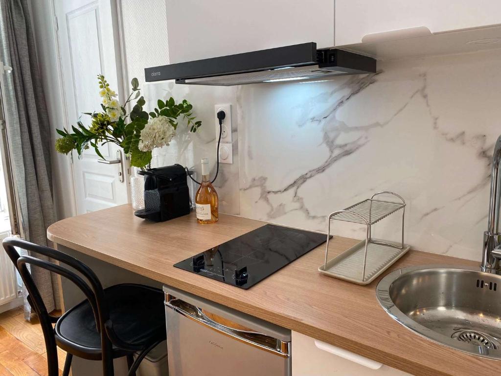 New 113 Suite Harold - Cosy Apartment Paris Center