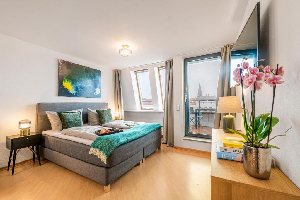 The Danziger, 2 unique lofty style units in PrenzlauerBerg - 