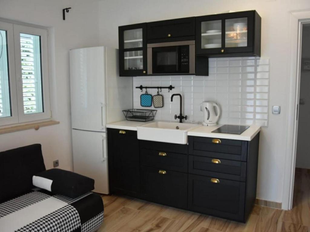 Apartments near the beach Orebic - One bedroom apartment 212