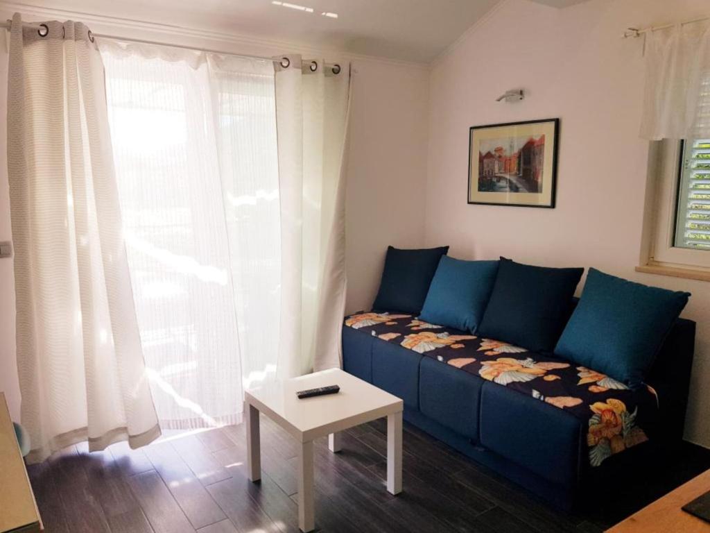 Apartments near the beach Orebic - One bedroom apartment 308