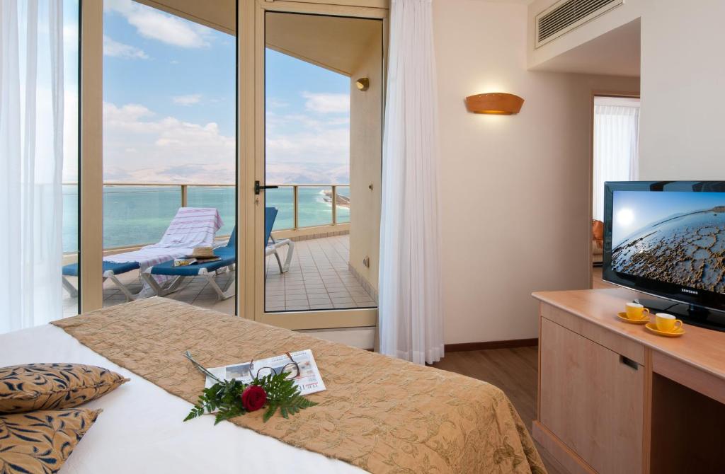 Travel Proud Leonardo Plaza Hotel Dead Sea