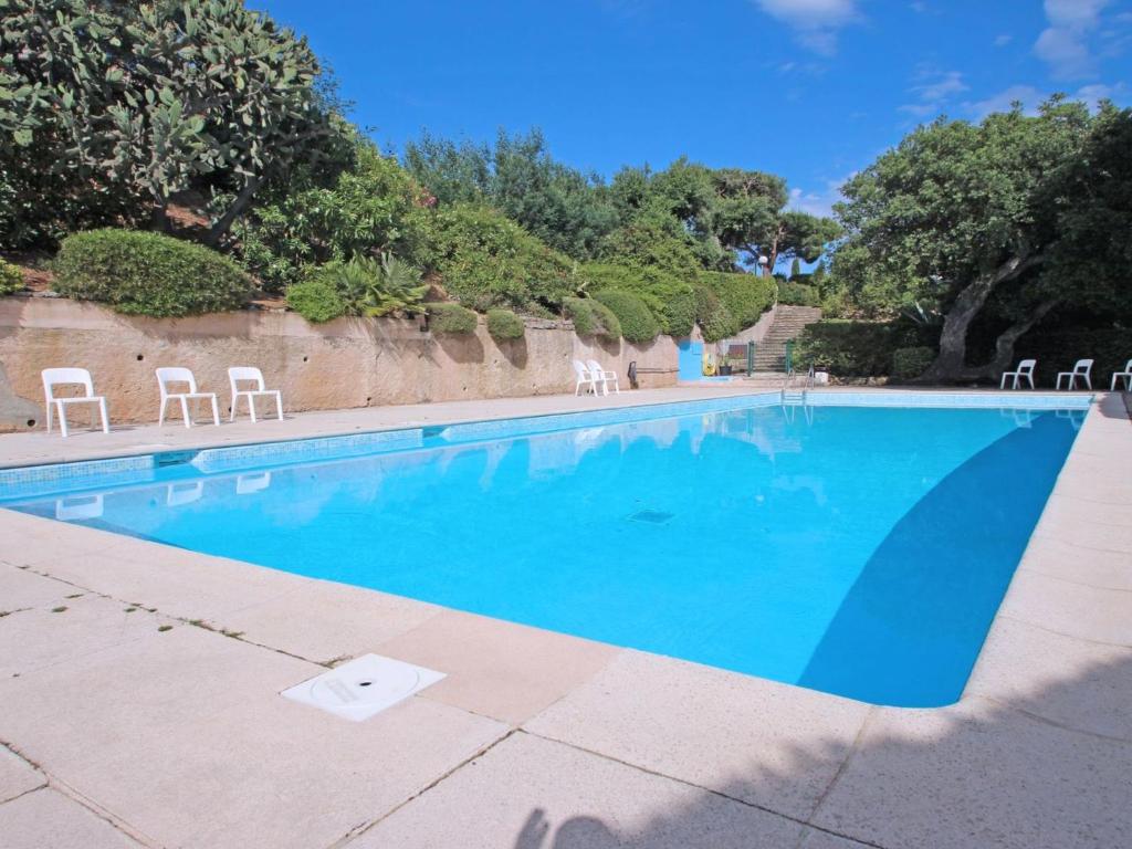 Holiday Home Maison 4ch 6 Pers - Clim - Wifi - Ste Maxime by Interhome