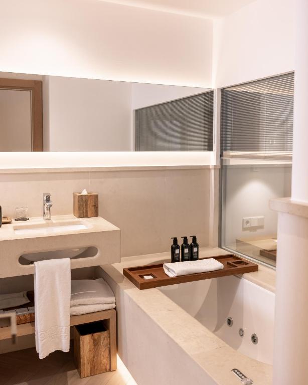 Nobu Hotel Marbella - 