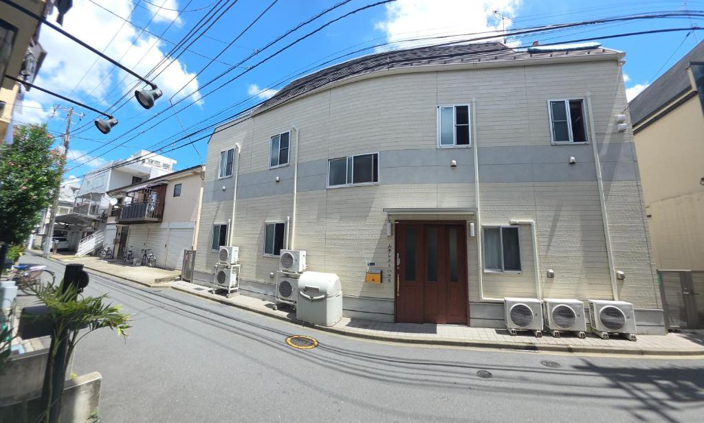 Yamate Rest House (Male Only)