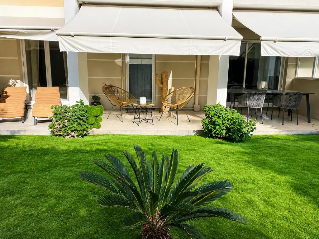 Appartement Les Eucalyptus dans domaine privé à Cannes
