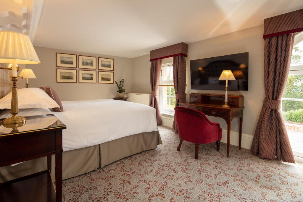 Cliveden House - an Iconic Luxury Hotel - 
