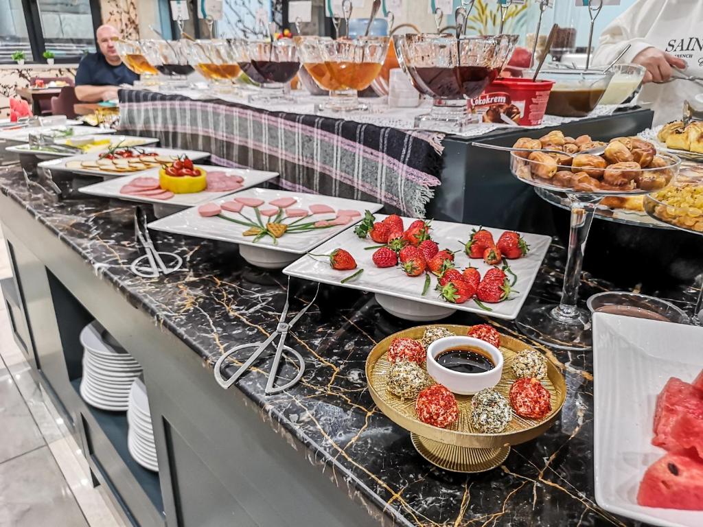 فضای داخلی Essam Boutique Baku در باکو - تصویر ۳