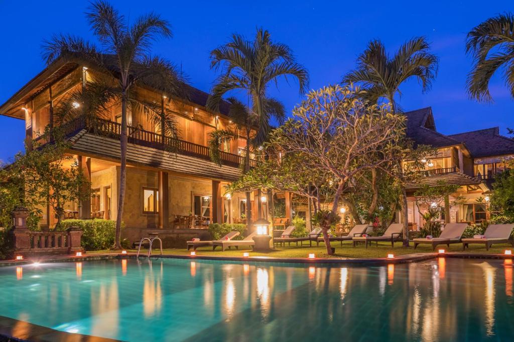 Bazén v ubytování Ananda Ubud Resort nebo v jeho okolí