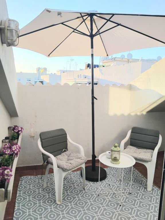 New City Penthouse near beach with sunny balcony