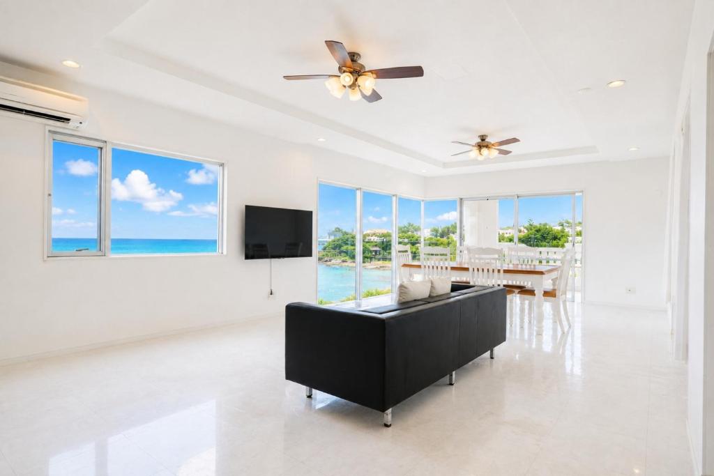 Villa Shallows