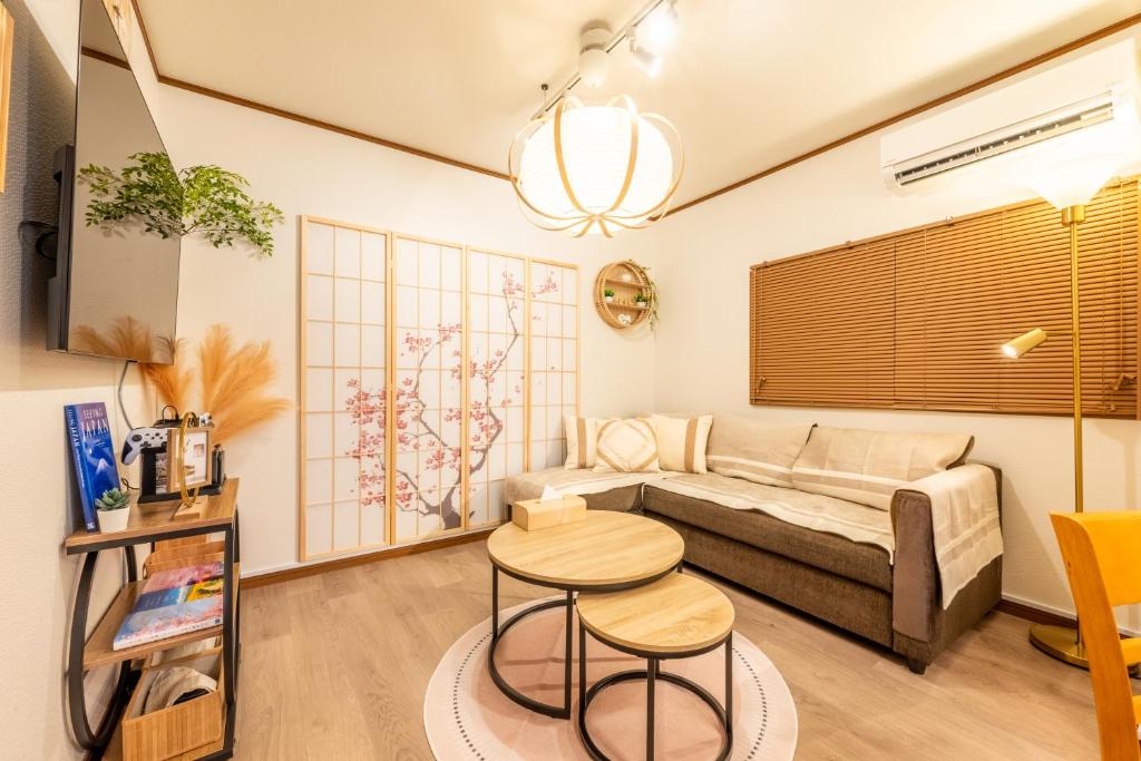 guesthouse namiyoke A 1-minute walk from Bentencho Station