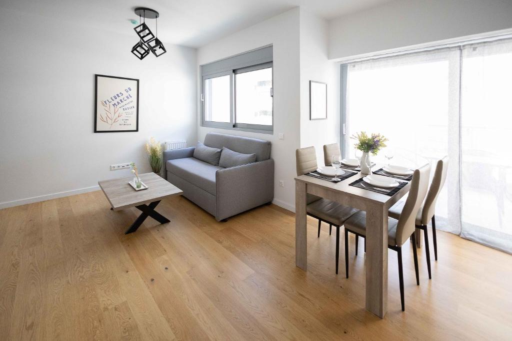 Waylink Residences-Marina Floisvou-ZA