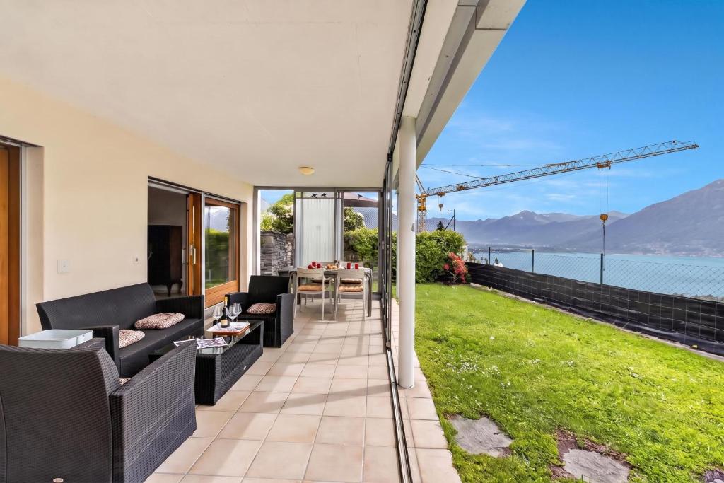 Panoramic Garden Lake View in Locarno Monti - Happy Rentals