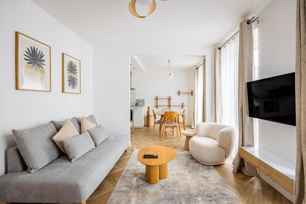 New-Premium-Nation-Bastilles-Large 2-room apartment