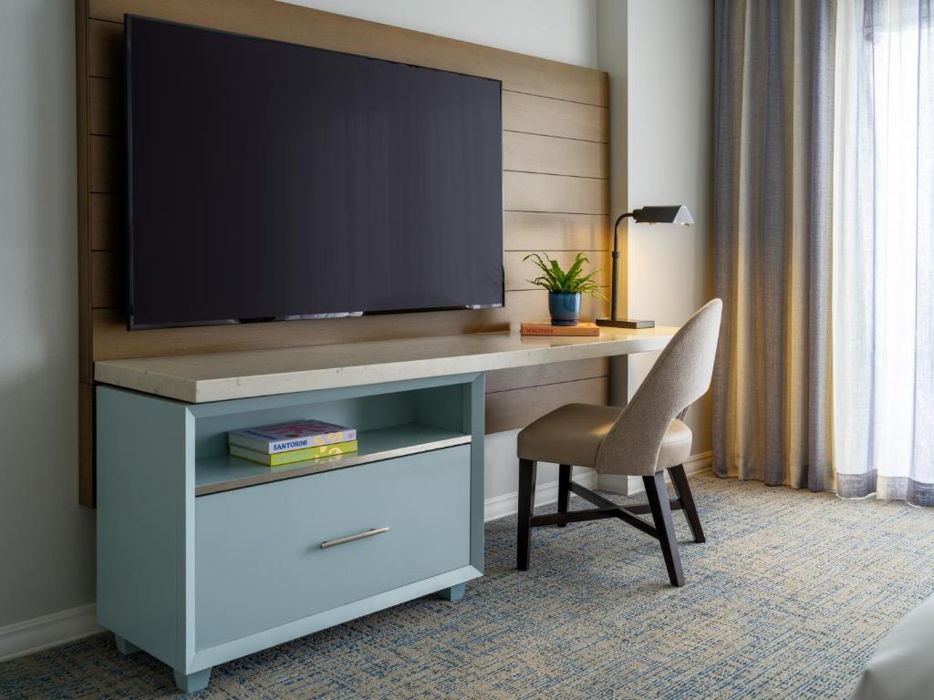 Hyatt Regency Clearwater Beach Resort & Spa - 
