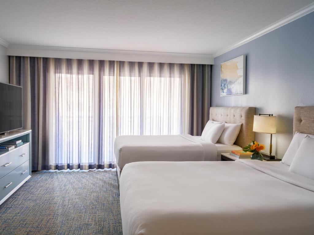 Hyatt Regency Clearwater Beach Resort & Spa - 